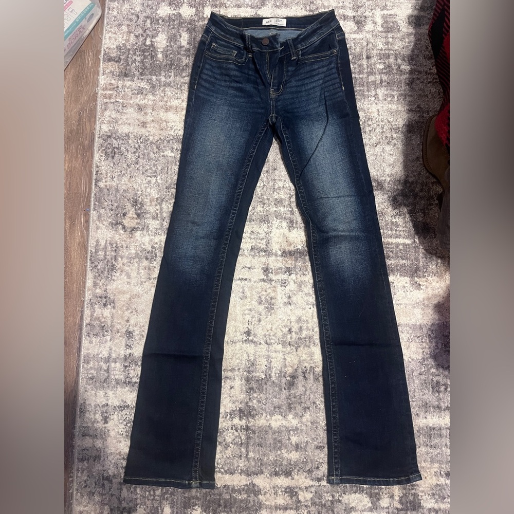 Dark Jeans, Buckle
